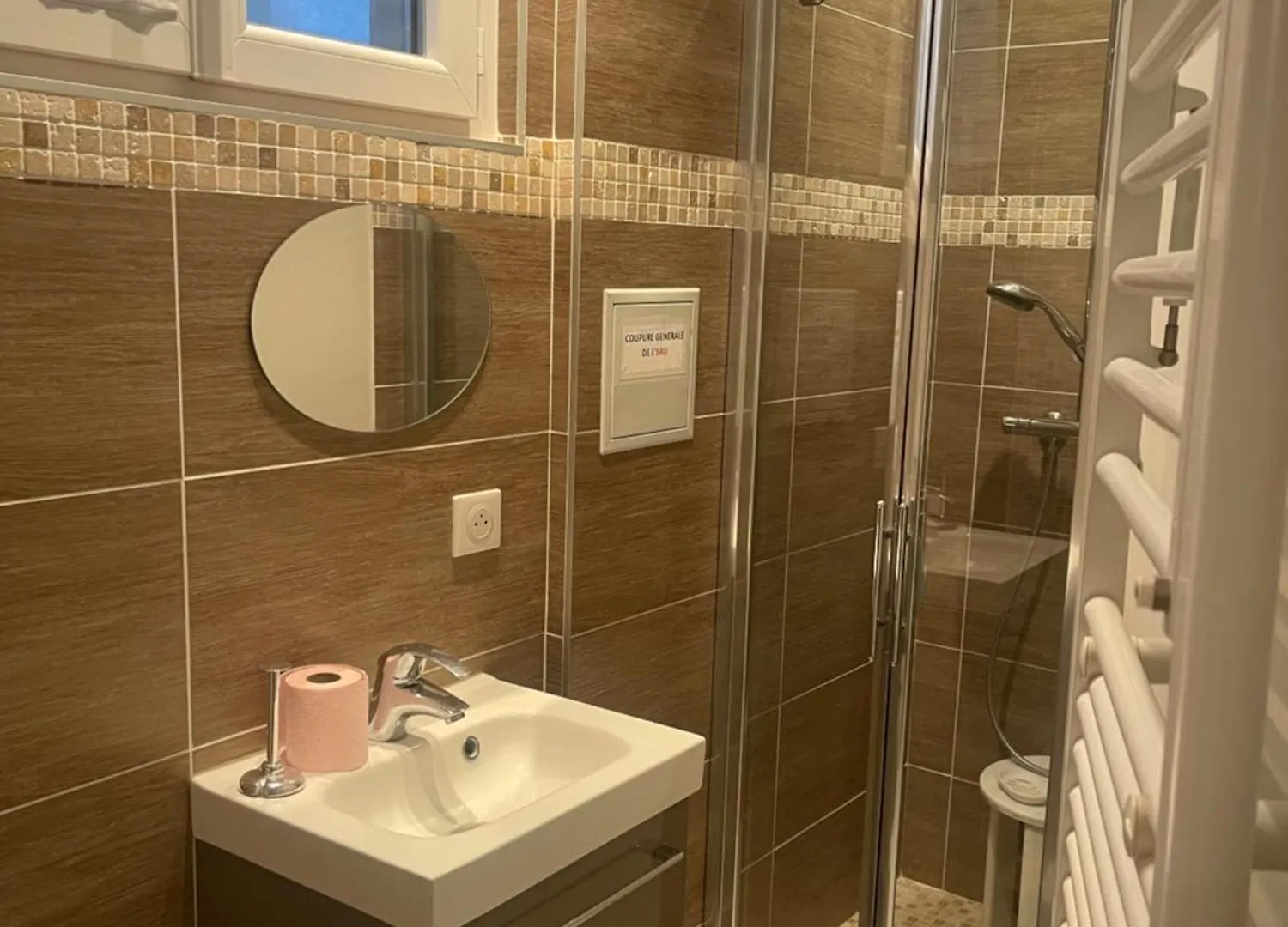 巴黎圣母院单间公寓 Apartman Párizs
